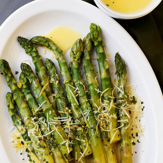 Asparagus with Lemon Butter Sauce