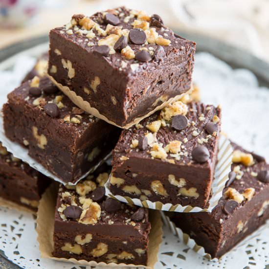 DARK AND FUDGY BROWNIES