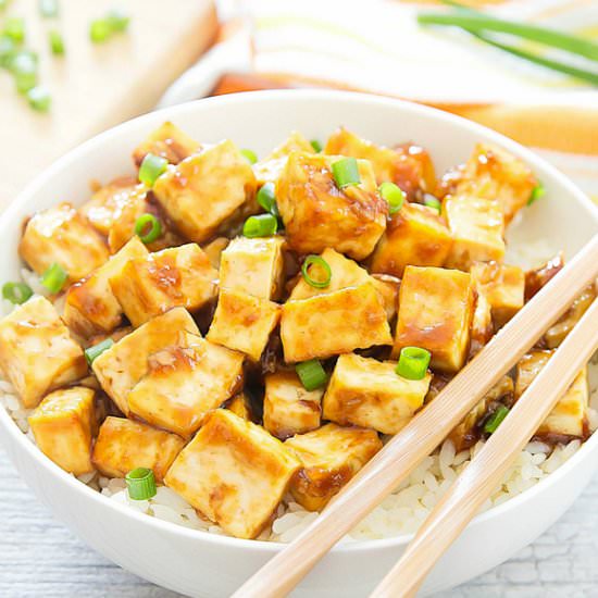 Crispy Baked Garlic Tofu
