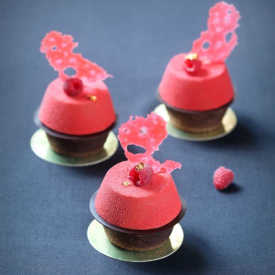 “Phantom” Cakes