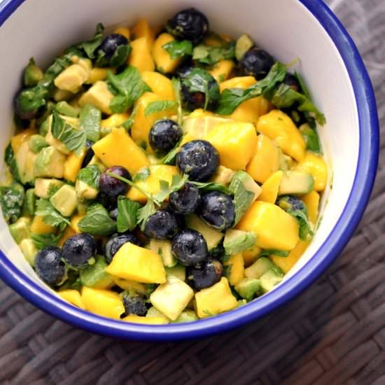 Simple Mango Avocado Salad