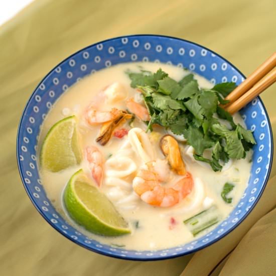 Seafood and Coconut Soupy Noodles