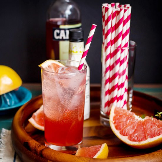 Blushing Grapefruit Collins