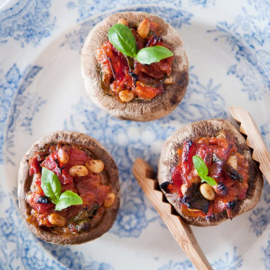 Baked stuffed mushrooms