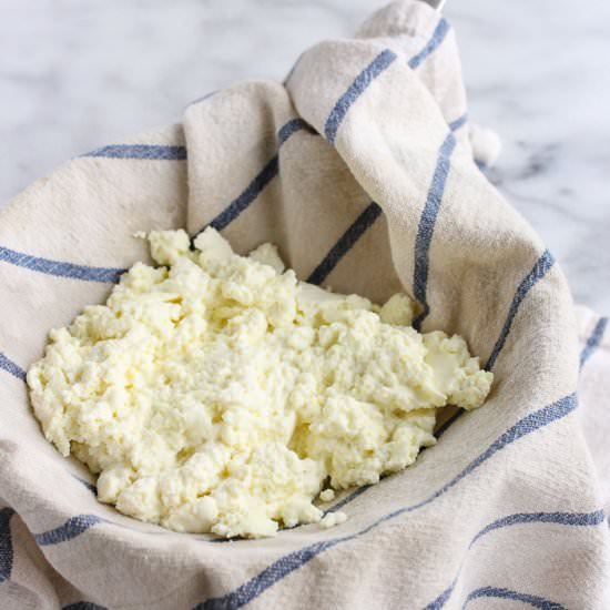 Easy Homemade Ricotta Cheese