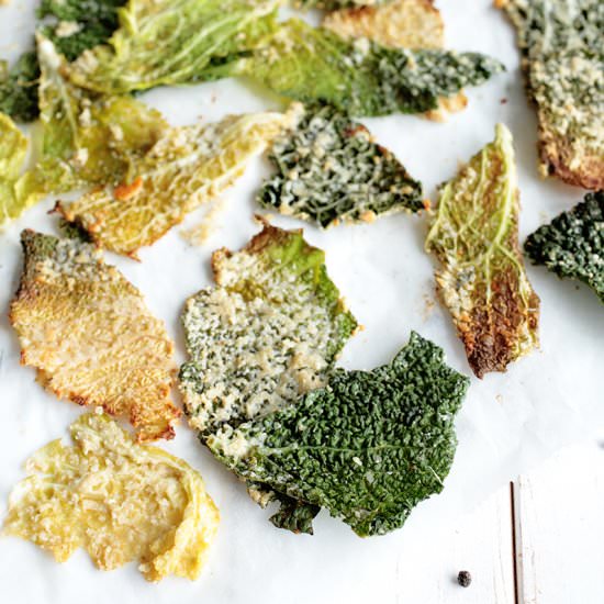 Cheesy Savoy Cabbage Chips