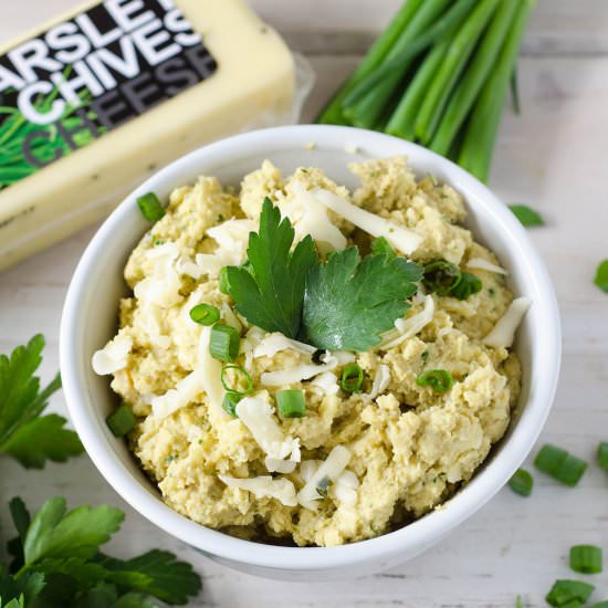Cheesy Parsley & Chive Hummus