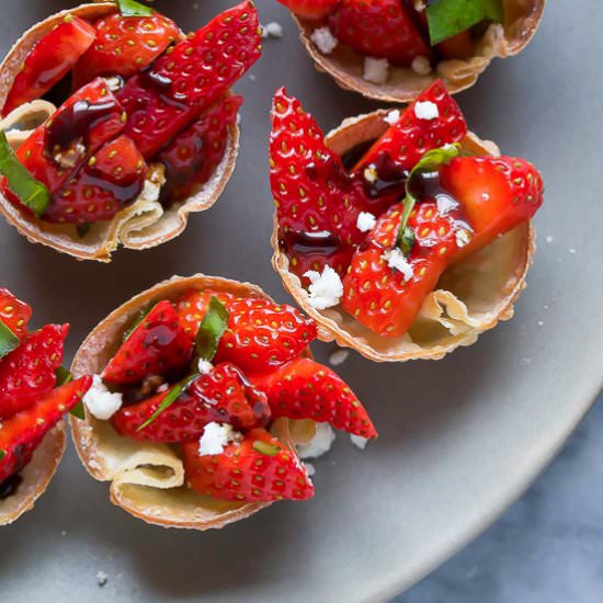 Balsamic Strawberry Wonton Cups