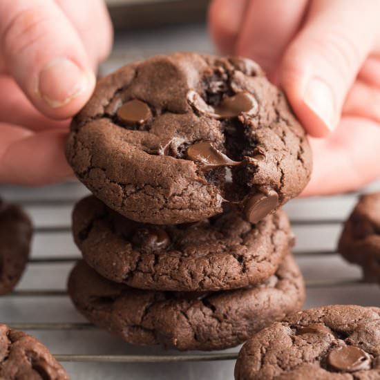 4 Ingredient Chocolate Cookies
