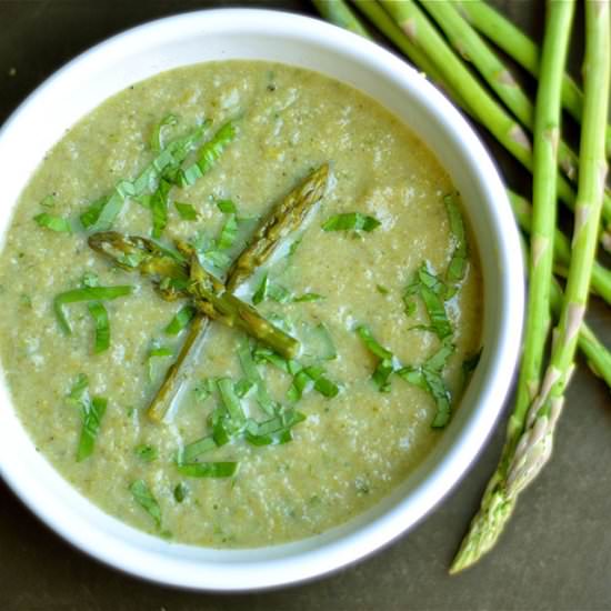 Roasted Asparagus, Cauliflower Soup
