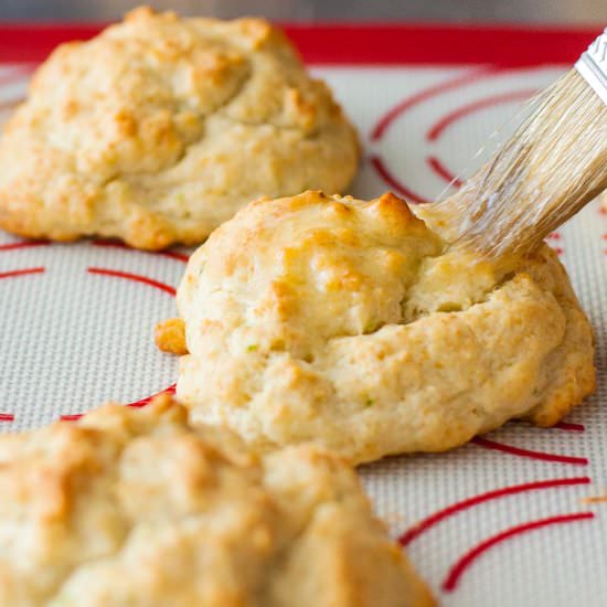 Gouda Garlic Biscuits
