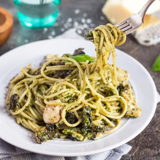 Chicken & Mushroom Pesto Pasta
