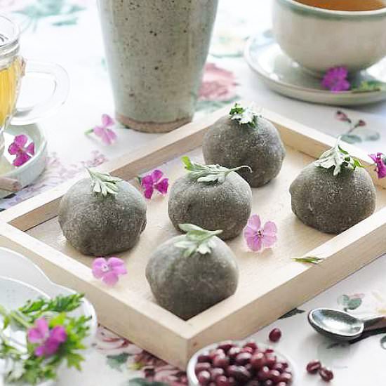 Kusa Mochi