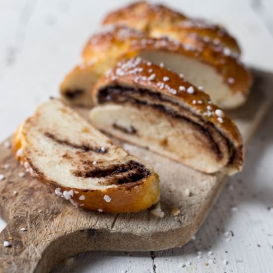 Chocolate Braided Bun Bread