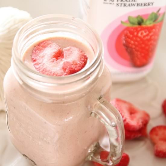 Banana Split Smoothie