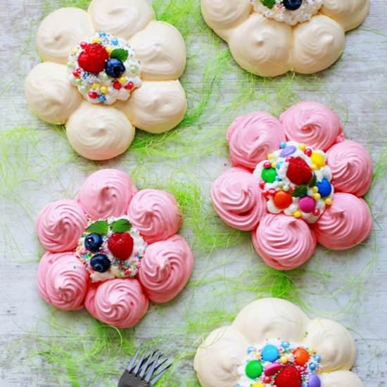 Colorful Flower-Shaped Pavlovas