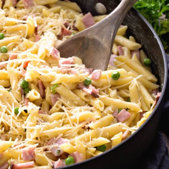 One Pot Ham & Penne Skillet