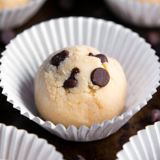 Chocolate Chip Cookie Protein Bites