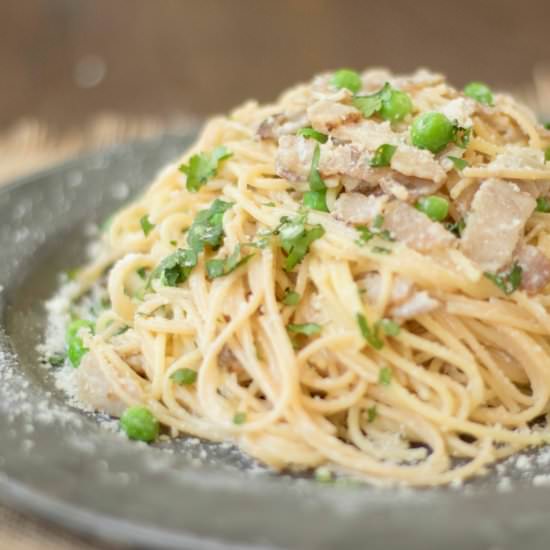 Spaghetti Carbonara With Peas