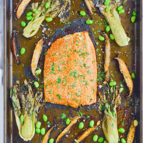 Asian Salmon Sheet Pan Dinner