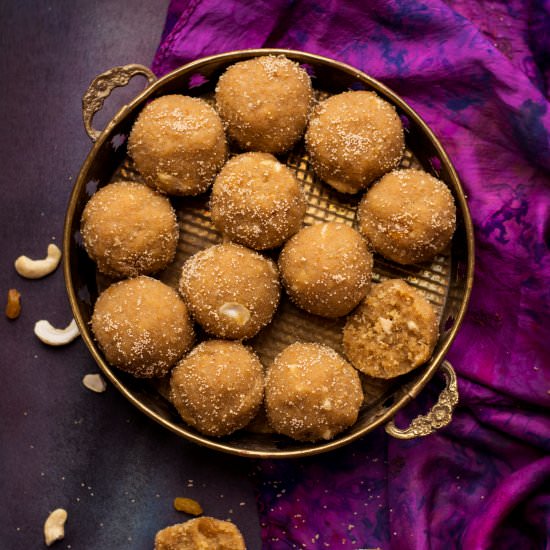 Churma Ladoo or Churma na Ladwa