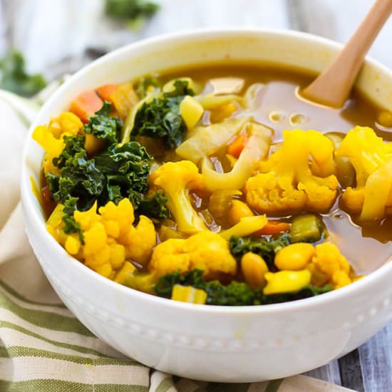 Cleansing Vegetable Turmeric Soup