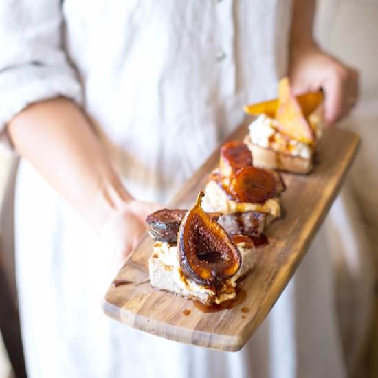 Caramelised Fruit Hot X Buns