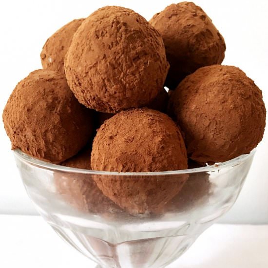 Coconut and Cocoa Powder Truffles