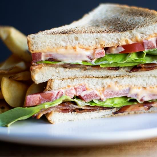 Candied Bacon BLT w/ Sriracha Mayo