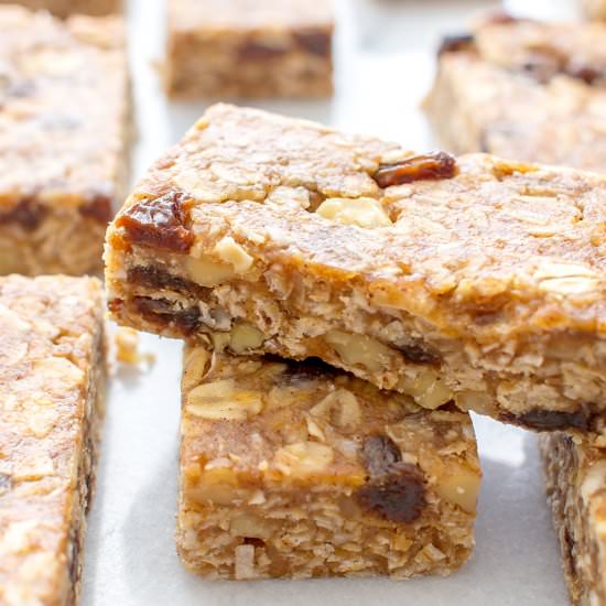 No Bake Oatmeal Raisin Granola Bars