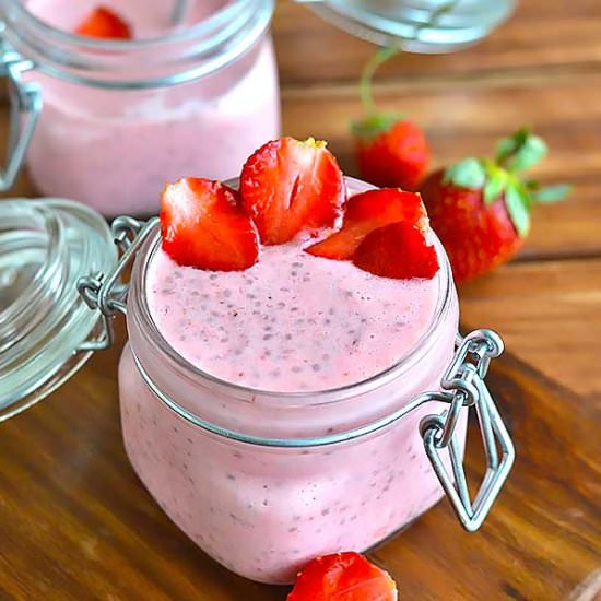 Strawberry Chia Pudding