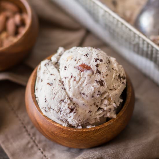 Dark Choc Chip Almond Ice Cream