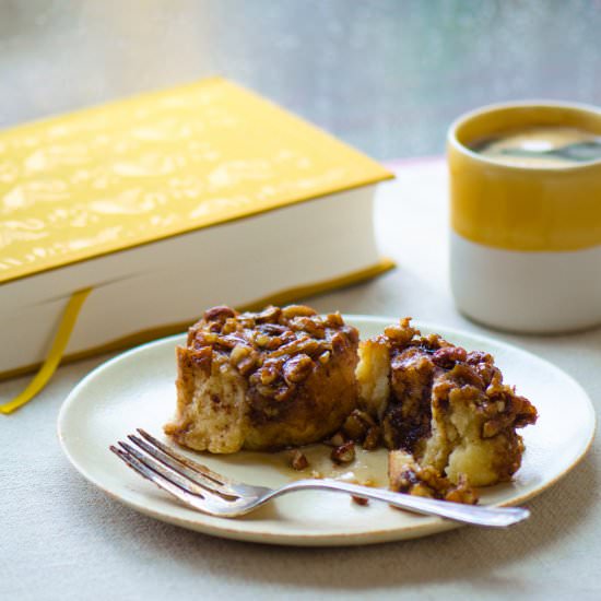 Caramel Pecan Sticky Rolls