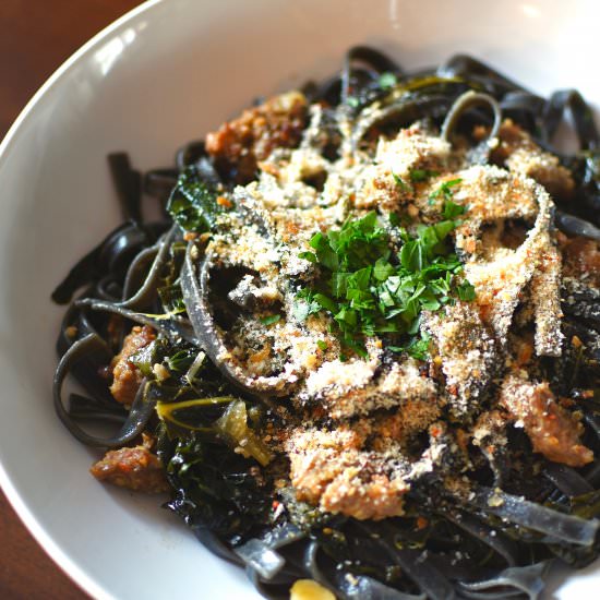 Squid Ink Linguine w. Kale and Leek