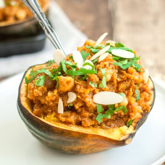 Curried Chickpea and Quinoa Squash