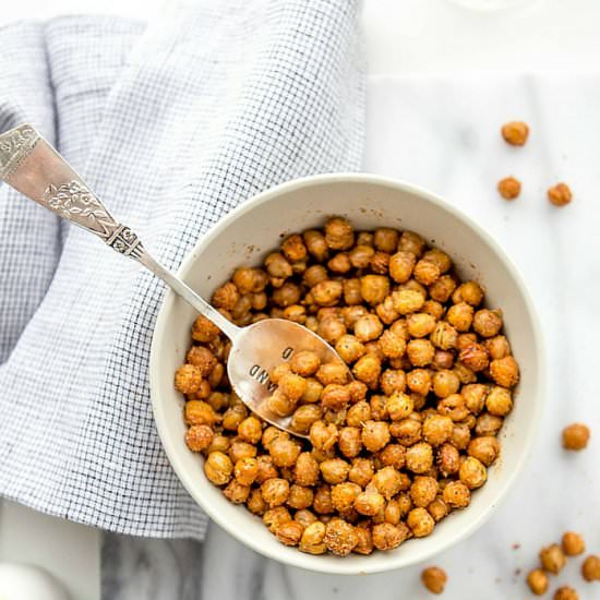 Spicy Garlic Oven-Roasted Chickpeas