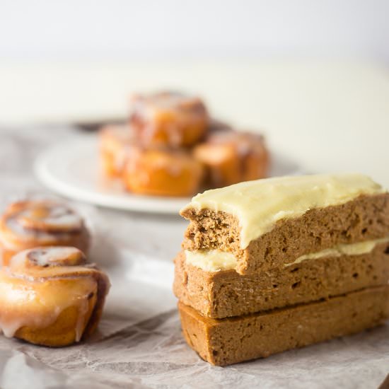 Cinnamon Roll Protein Bars