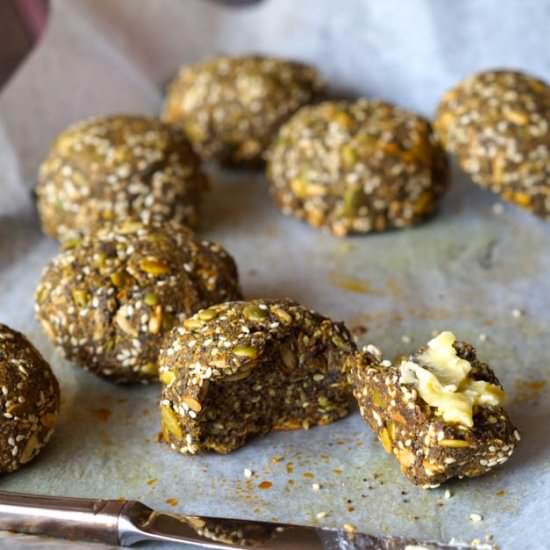 Super Crunchy Paleo Bread Rolls