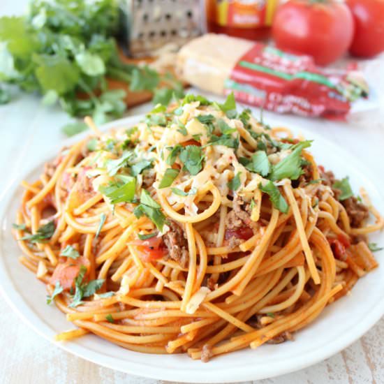 One Pot Buffalo Taco Spaghetti