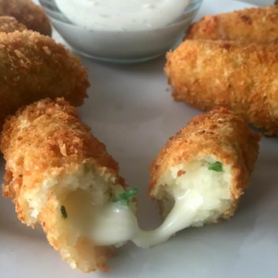 Mashed Potato Mozzarella Sticks
