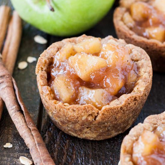 Apple Crisp Cookie Cups