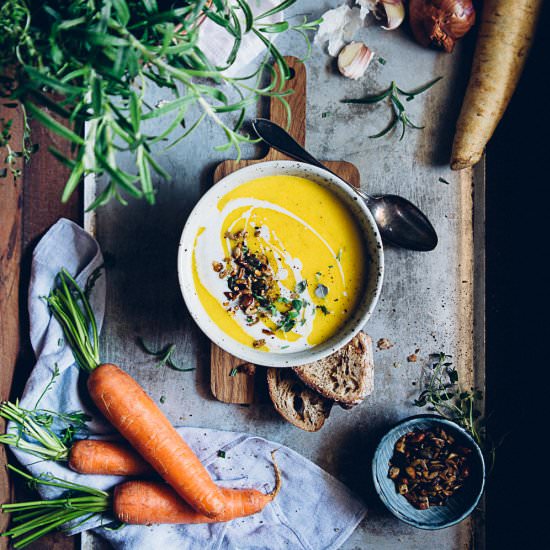 Rosemary Roasted Carrot Soup