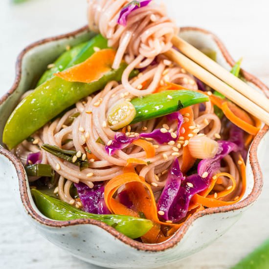 15Min Skinny Vegetable Soba Noodles