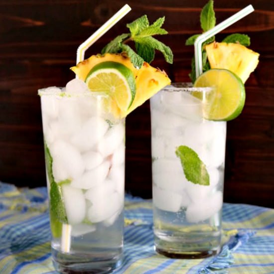 Pineapple Mint Sparklers