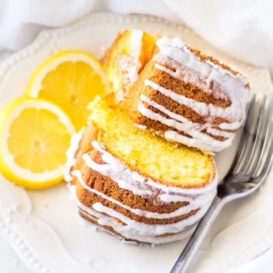 Lemon Bliss Bundt Cake