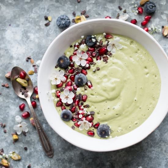 Green Pistachio Milk Smoothie