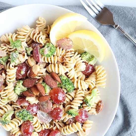 30 Minute Easy Broccoli and Grape Pasta Salad