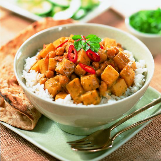 Peppery Chickpea & Potato Curry