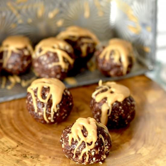 Almond Butter Energy Bites