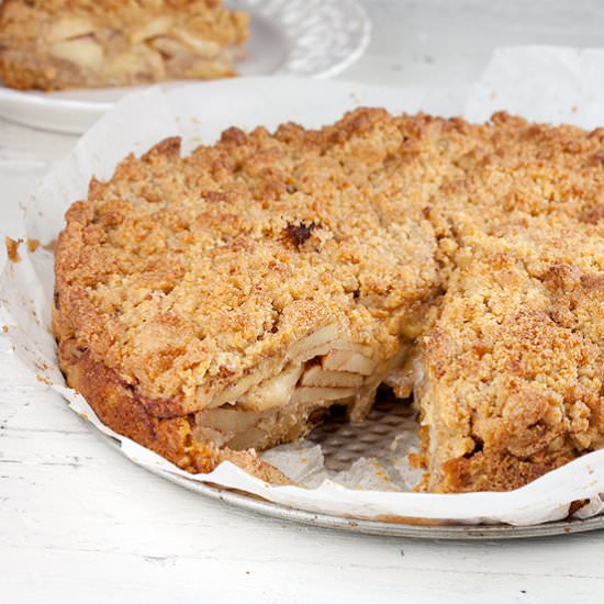 Apple Crumble Pie